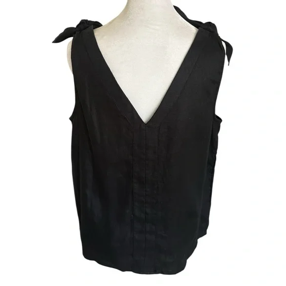J Crew Women's Black Sleeveless Light Top Floral Embroidery Cottagecore Size S - Picture 5 of 6